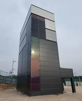 Side view of Vastek Group Office façade incorporating Crystalline SIlicon Photovoltaic Technology Glass by Onyx Solar
