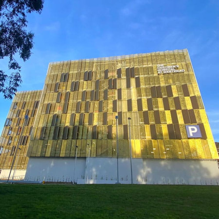 APARCAMIENTO WESTMEAD
