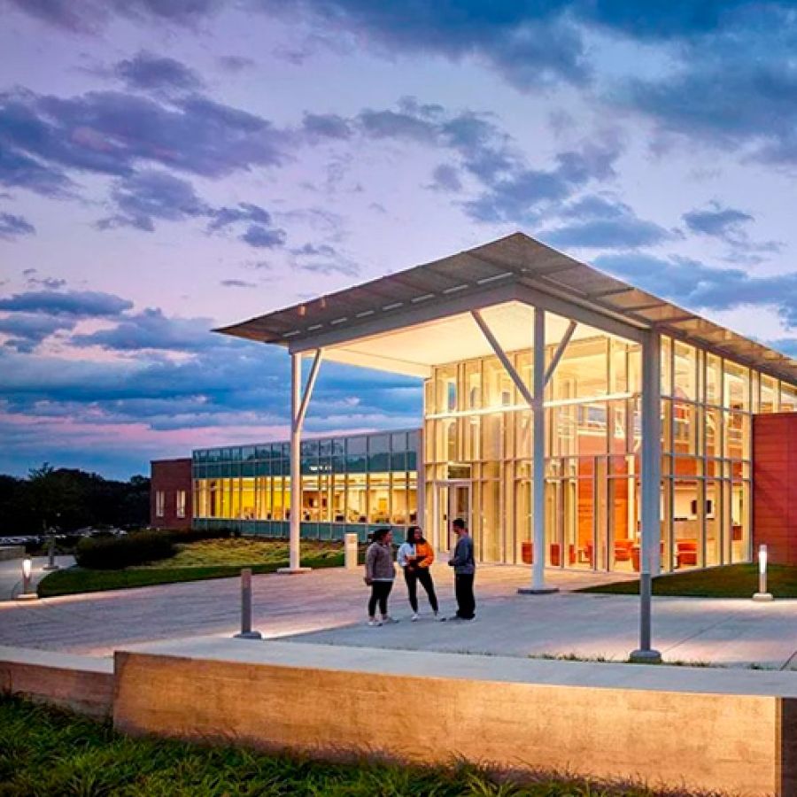 UNIVERSIDAD DE MILLERSVILLE