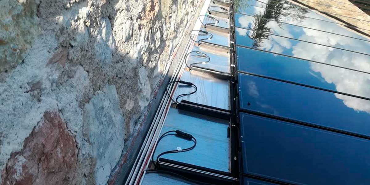 Detalles del lucernario de la Residencia Privada en Verona que incorpora vidrio Fotovoltaico con Tecnología de Silicio Amorfo de Onyx Solar