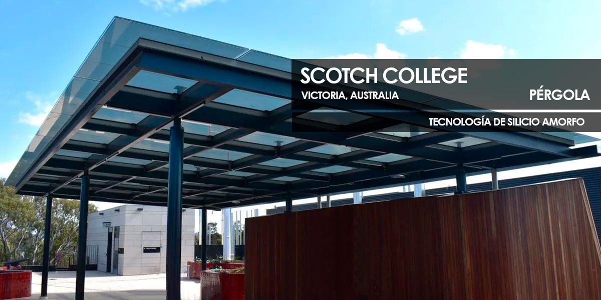 Pérgola Colegio Escocés construida con vidrio fotovoltaico de silicio amorfo fabricado por Onyx Solar
