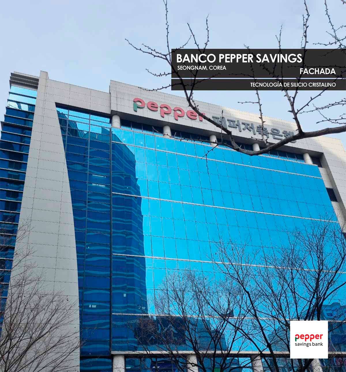 Fachada Banco Pepper Savings construida con vidrio fotovoltaico de silicio cristalino fabricado por Onyx Solar