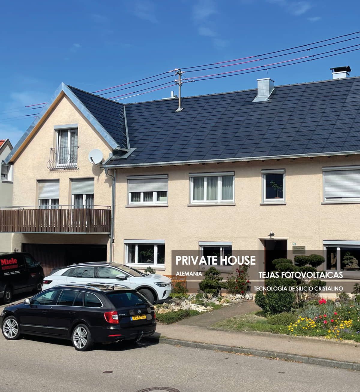 Tejas de techo de Casa Privada que incorporan Vidrio de Tecnología Fotovoltaica de Silicio Cristalino de Onyx Solar