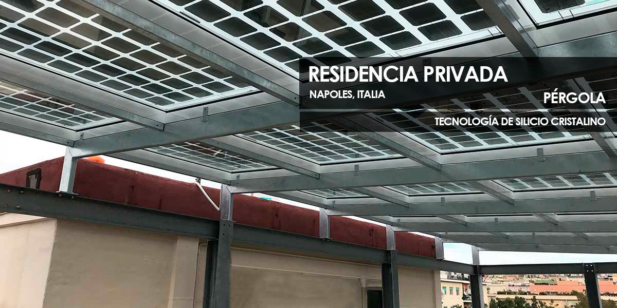 Pérgola fotovoltaica de silicio cristalino de Onyx Solar para una residencia privada en Napoles